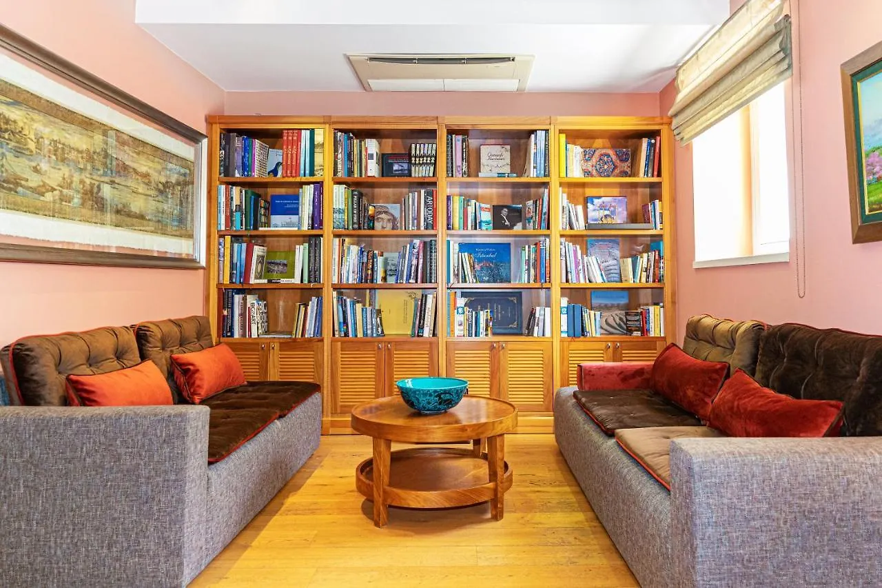 ***** Otel Tomtom Suites İstanbul Türkiye