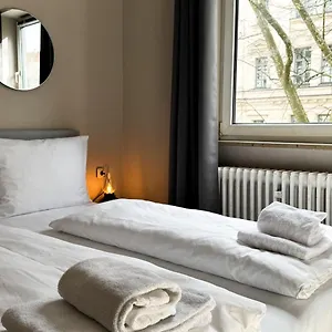 buradan rezervasyon yapın