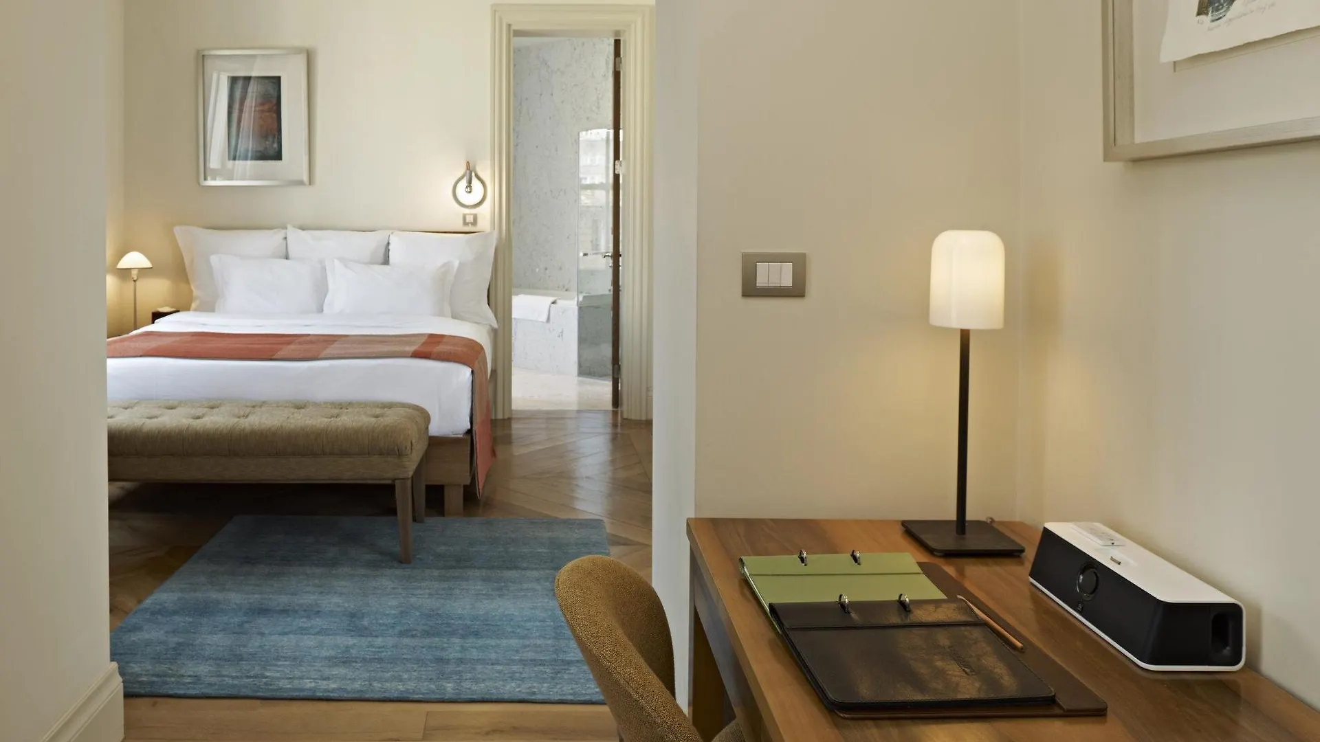 Tomtom Suites İstanbul 5*,